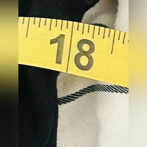 Anthropologie Velvet Graham Spencer Ignacia Black Structured Dress Sz  Small - Picture 9 of 9